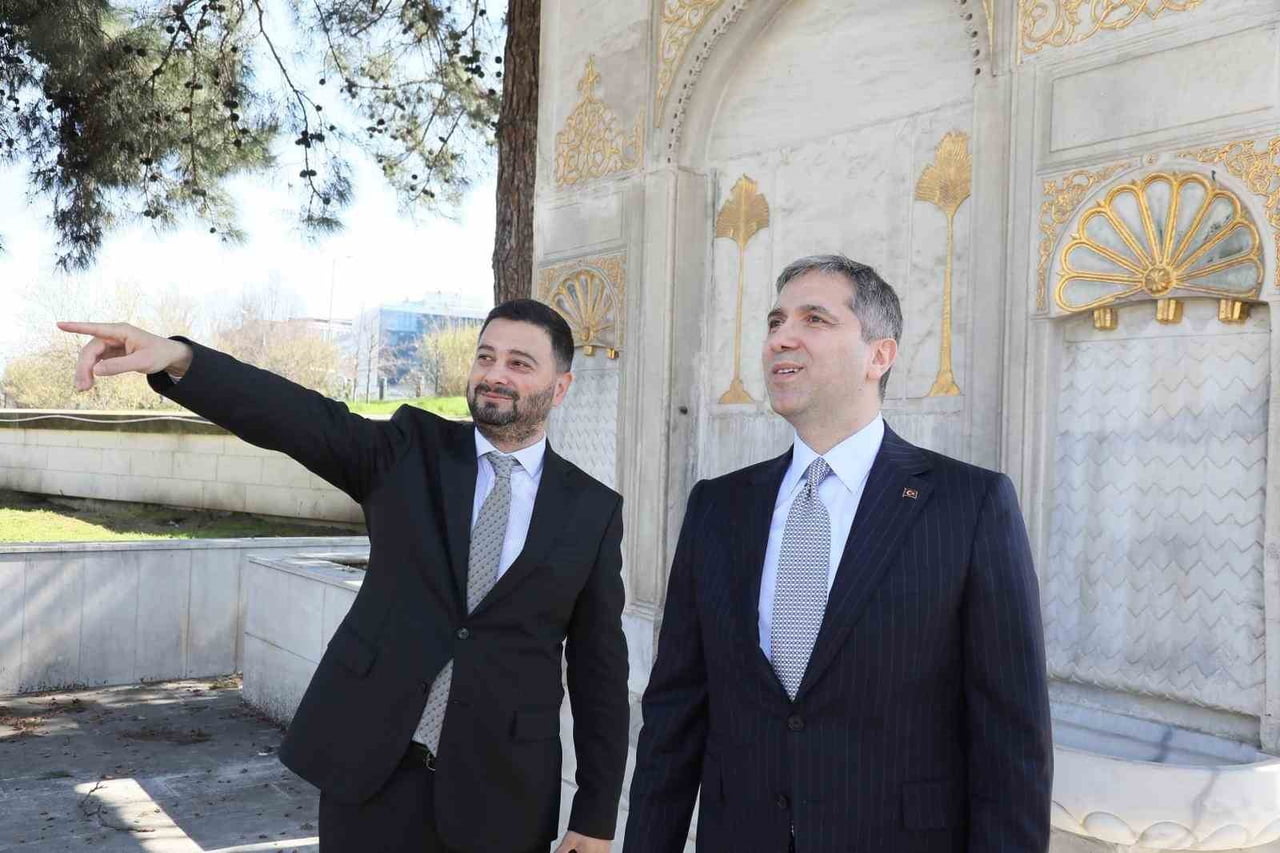 AK PARTİ GENEL BAŞKAN YARDIMCISI VE İSTANBUL MİLLETVEKİLİ ZAFER SIRAKAYA, KAĞITHANE BELEDİYE...