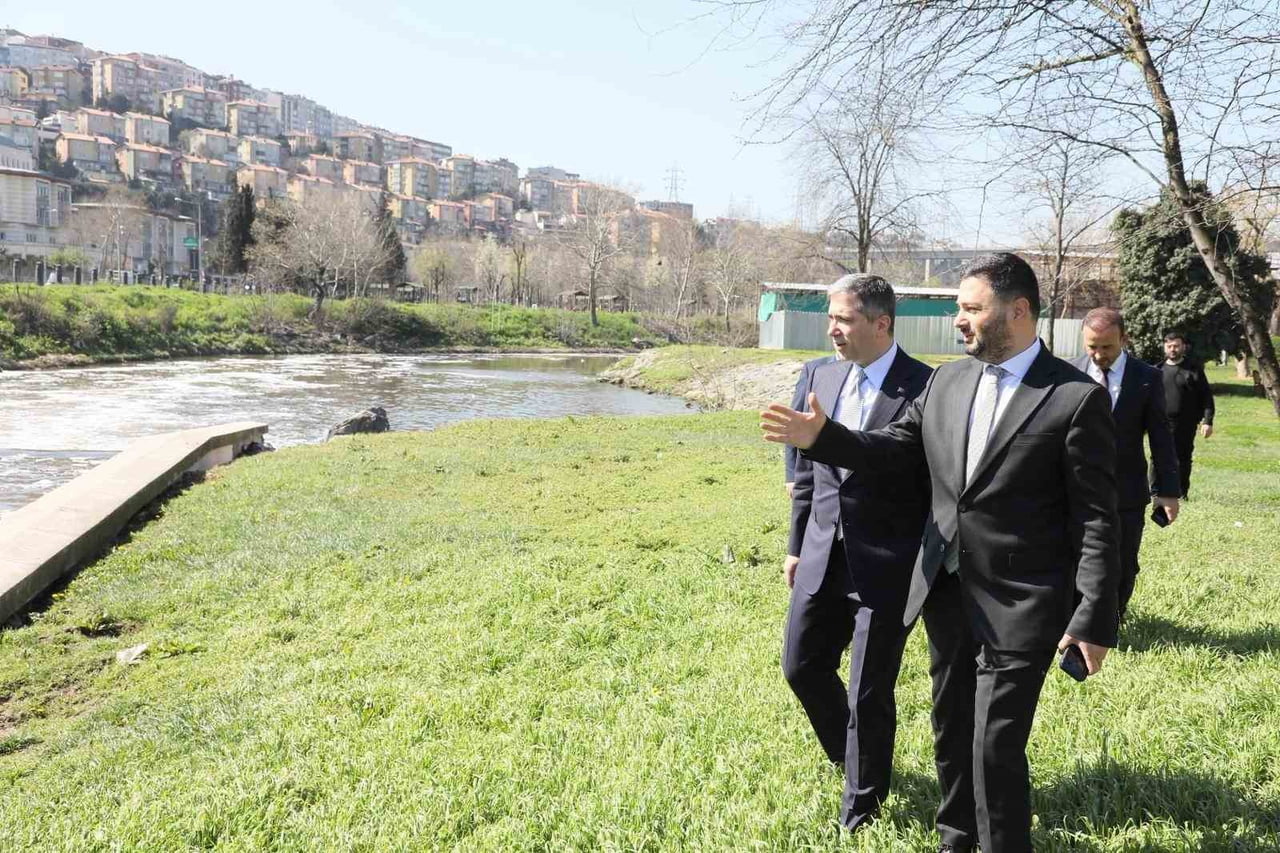 AK PARTİ GENEL BAŞKAN YARDIMCISI VE İSTANBUL MİLLETVEKİLİ ZAFER SIRAKAYA, KAĞITHANE BELEDİYE...