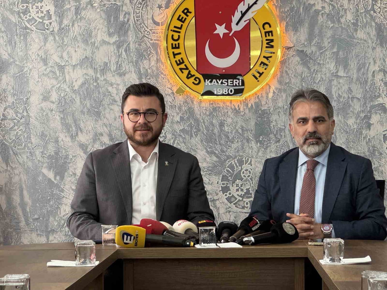 AK PARTİ KAYSERİ İL BAŞKANI HÜSEYİN OKANDAN, KAYSERİ GAZETECİLER CEMİYETİ (KGC) ÖNCEKİ DÖNEM...