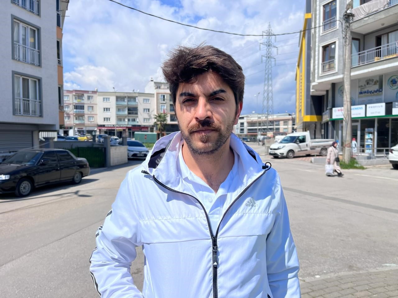 AKARYAKIT İSTASYONUNDA ÇALIŞAN SEYİTHAN ALAY