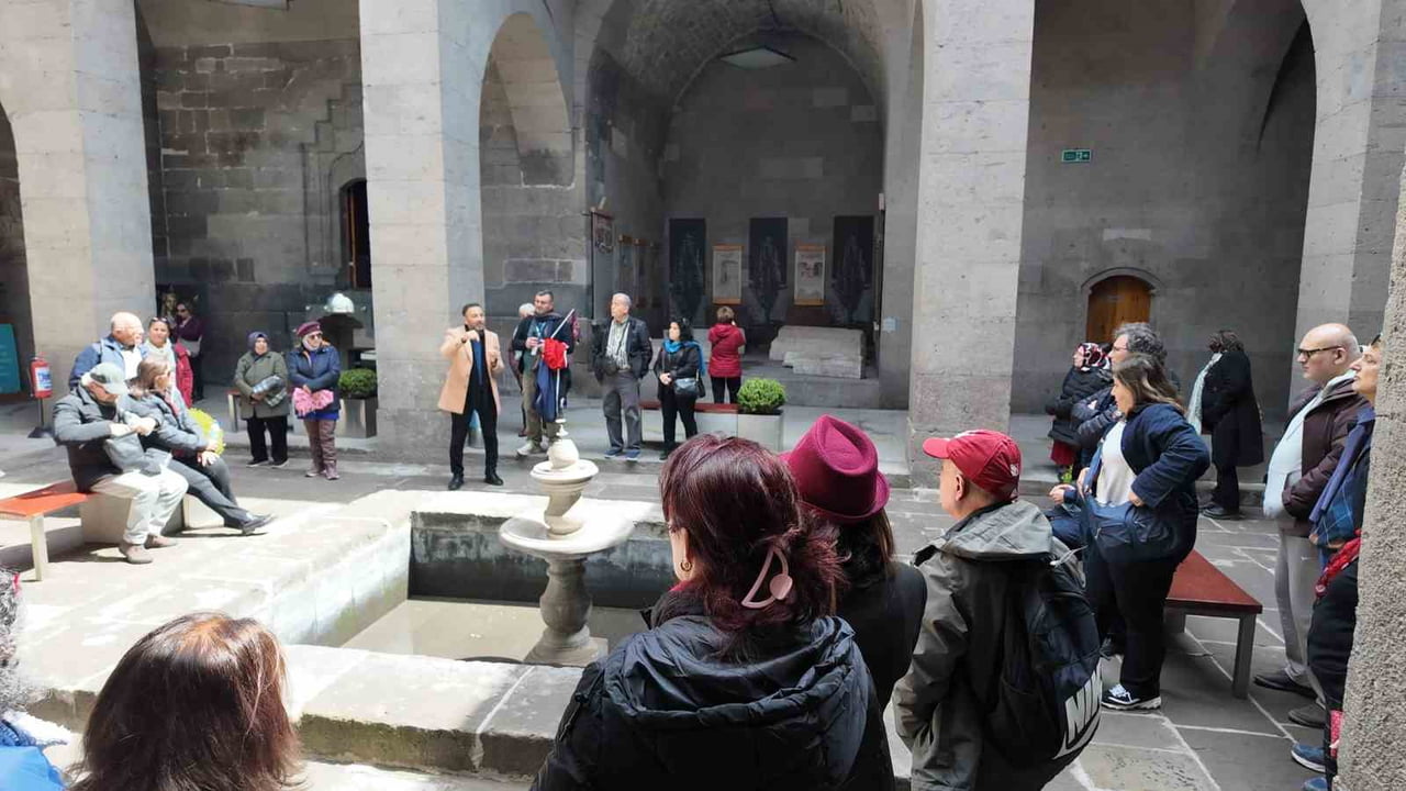 AKDENİZ BÖLGESİNDEN GELEN VE KAYSERİ BÜYÜKŞEHİR BELEDİYESİ’NİN ÖNCÜLÜĞÜNDE HAYATA GEÇİRİLEN...