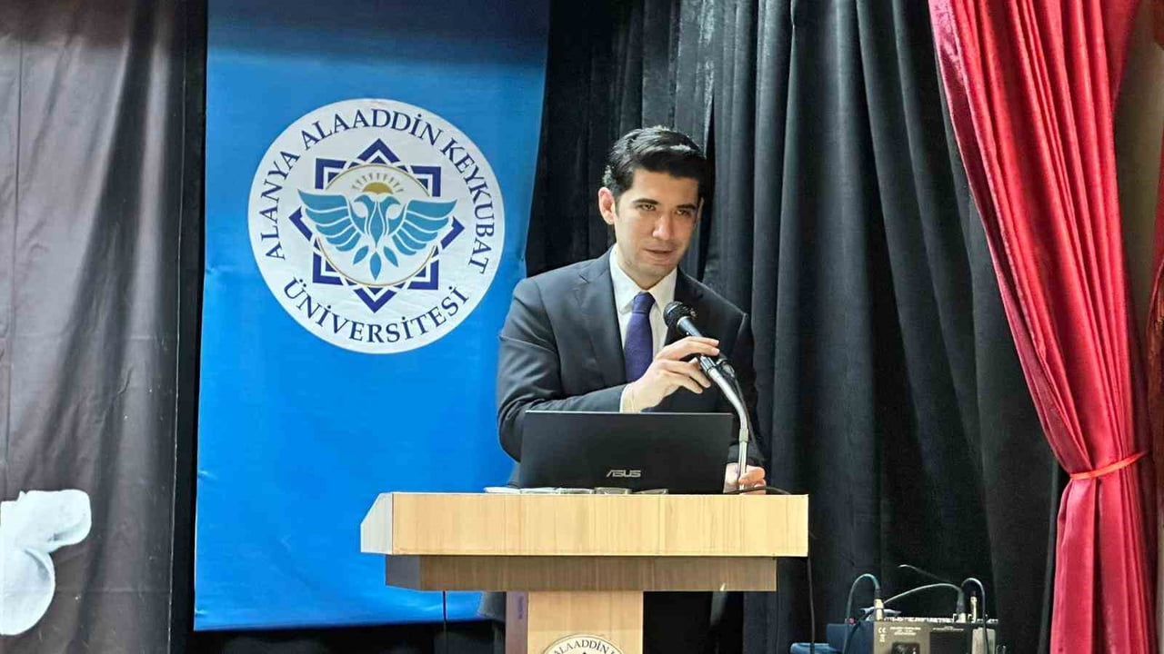 AKSEKİ KAYMAKAMI YUSUF ILICA İSE AKSEKİ’NİN ADINDAN BÜYÜK BİR MEMLEKET OLDUĞUNU VURGULAYARAK...