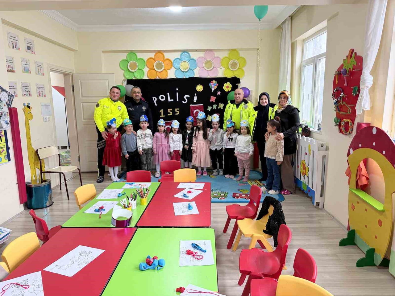 ALACA İLÇE EMNİYET MÜDÜRLÜĞÜ TRAFİK BÜRO AMİRLİĞİ EKİPLERİ POLİS HAFTASI DOLAYISIYLA KUR'AN KURSU...