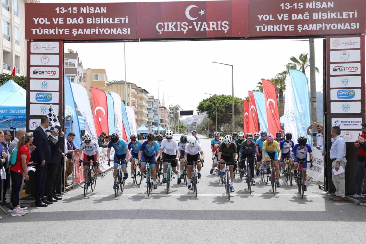 ALANYA ALAADDİN KEYKUBAT ÜNİVERSİTESİ (ALKÜ) EV SAHİPLİĞİNDE BAŞLAYAN ÜNİLİG YOL VE DAĞ BİSİKLETİ...