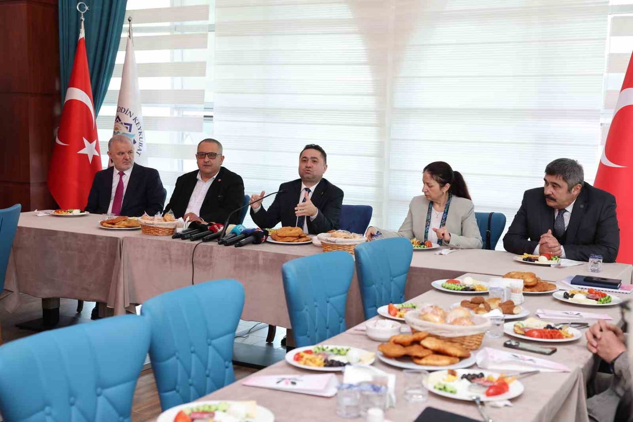 ALANYA ALAADDİN KEYKUBAT ÜNİVERSİTESİ (ALKÜ) REKTÖRÜ PROF. DR. KENAN AHMET TÜRKDOĞAN, ALANYA...