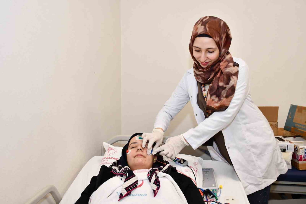 ALANYA EĞİTİM VE ARAŞTIRMA HASTANESİ BÜNYESİNDE HİZMET VEREN ODYOMETRİ BİRİMİ, 2026 YILININ İLK ÜÇ...