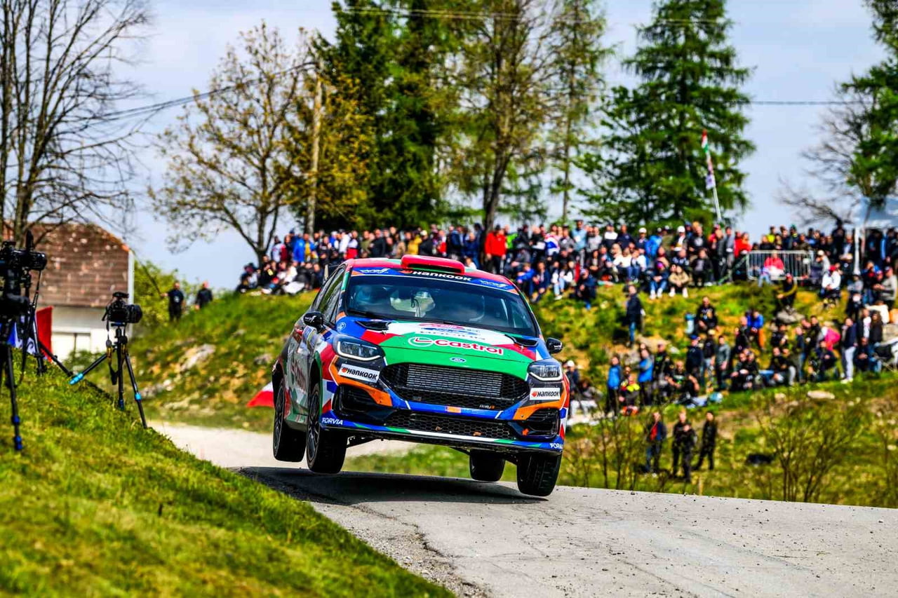 ALİ TÜRKKAN VE OYTUN ALBAYRAK İKİLİSİ, BU SONUÇLA TÜRKİYE MOTOR SPORLARI TARİHİNDE BİR WRC...