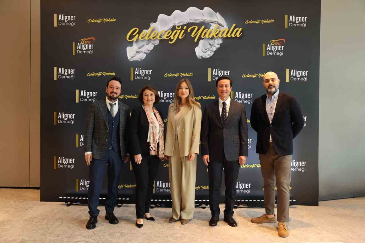 ALİGNER DERNEĞİ’NİN "TÜRKİYE’DE ORTODONTİK TEDAVİ ALGISI VE FARKINDALIK ARAŞTIRMASI" SONUÇLARINA...