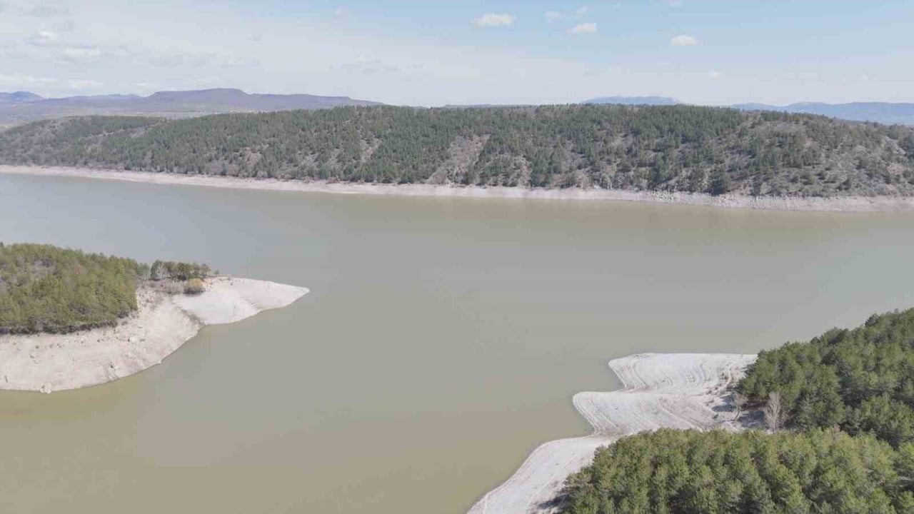ANKARA'DA SON DÖNEMDE ETKİLİ OLAN YAĞIŞLAR VE YÜKSEK KESİMLERDE ERİYEN KAR SULARI, KURTBOĞAZI...