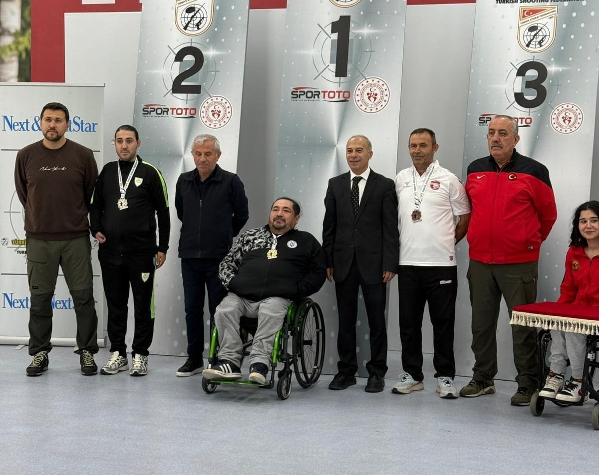 ANKARA’DA DÜZENLENEN PARA ATICILIK HAVALI SİLAHLAR FEDERASYON KUPASI’NDA MANİSALI ÖZEL SPORCU...