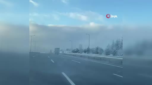 Ankara güne kar yağışıyla başladı