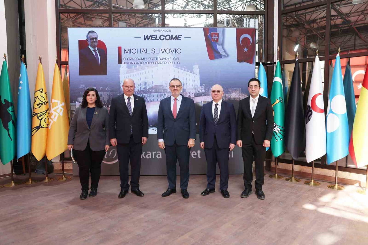 ANKARA TİCARET ODASI (ATO) BAŞKANI GÜRSEL BARAN, SLOVAKYA İLE GERÇEKLEŞEN TİCARET HACMİNE İLİŞKİN...