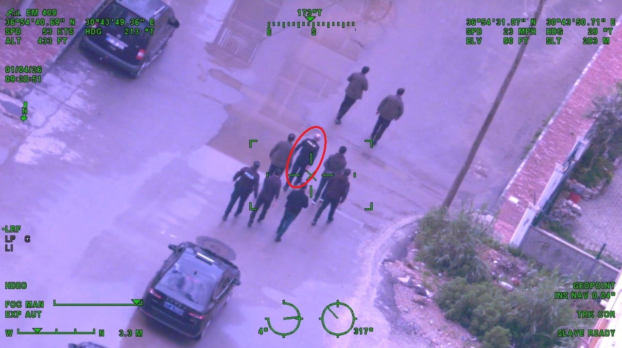 ANTALYA'DA UYUŞTURUCUYLA MÜCADELE KAPSAMINDA DÜZENLENEN OPERASYONDA 22 ŞÜPHELİ TUTUKLANARAK...