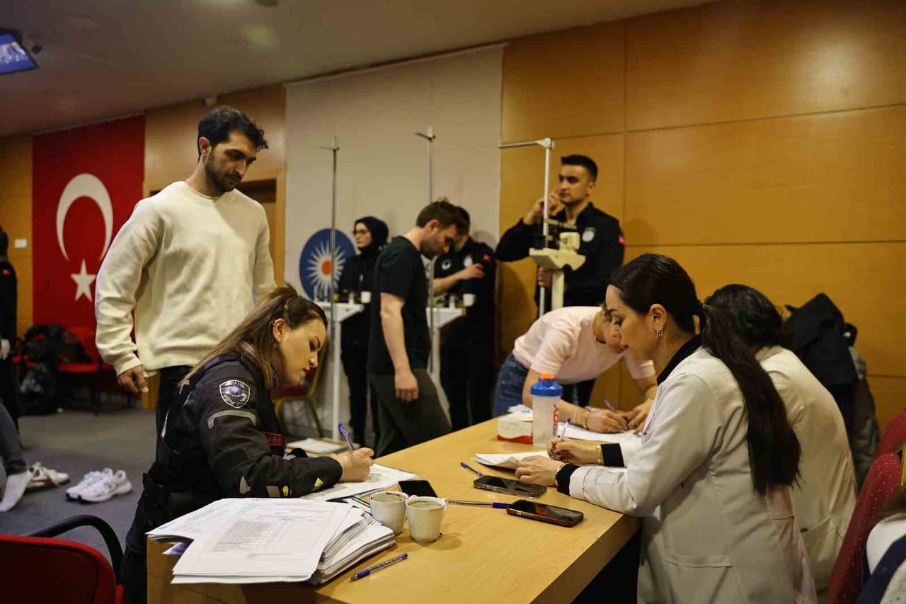 ANTALYA BÜYÜKŞEHİR BELEDİYESİ, 657 SAYILI DEVLET MEMURLARI KANUNU KAPSAMINDA İSTİHDAM EDİLMEK...