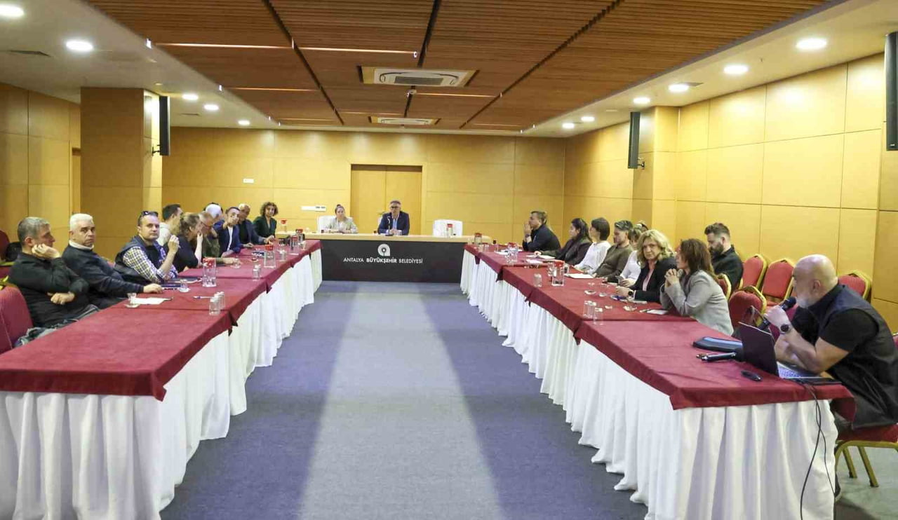 ANTALYA BÜYÜKŞEHİR BELEDİYESİ ÖNCÜLÜĞÜNDE OLUŞTURULAN BOĞAÇAYI BİLİM KURULU, YAZ SEZONU ÖNCESİNDE...