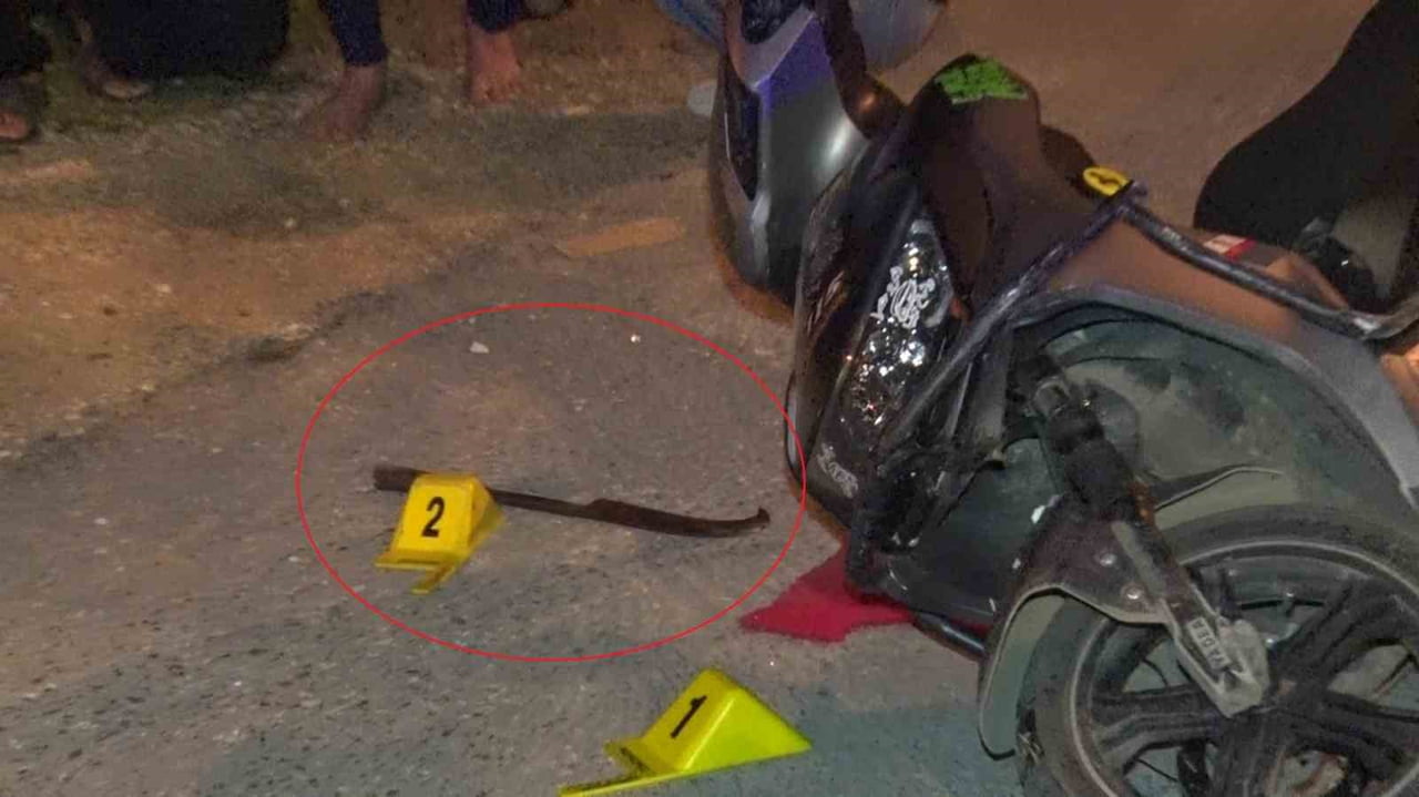 ANTALYA’DA YABANCI UYRUKLU ŞAHISLAR ARASINDA ÇIKAN TARTIŞMADA BİR KİŞİ TARA OLARAK TABİR EDİLEN...