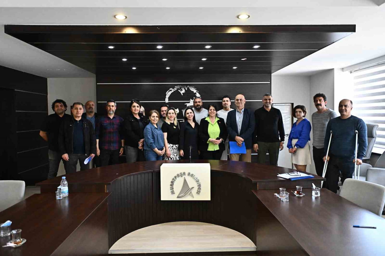 ANTALYA’DA ZEYTİNKÖY OLARAK BİLİNEN YEŞİLDERE MAHALLESİ'NDE, ÇOCUK VE GENÇLERİ SUÇA SÜRÜKLEYEN...