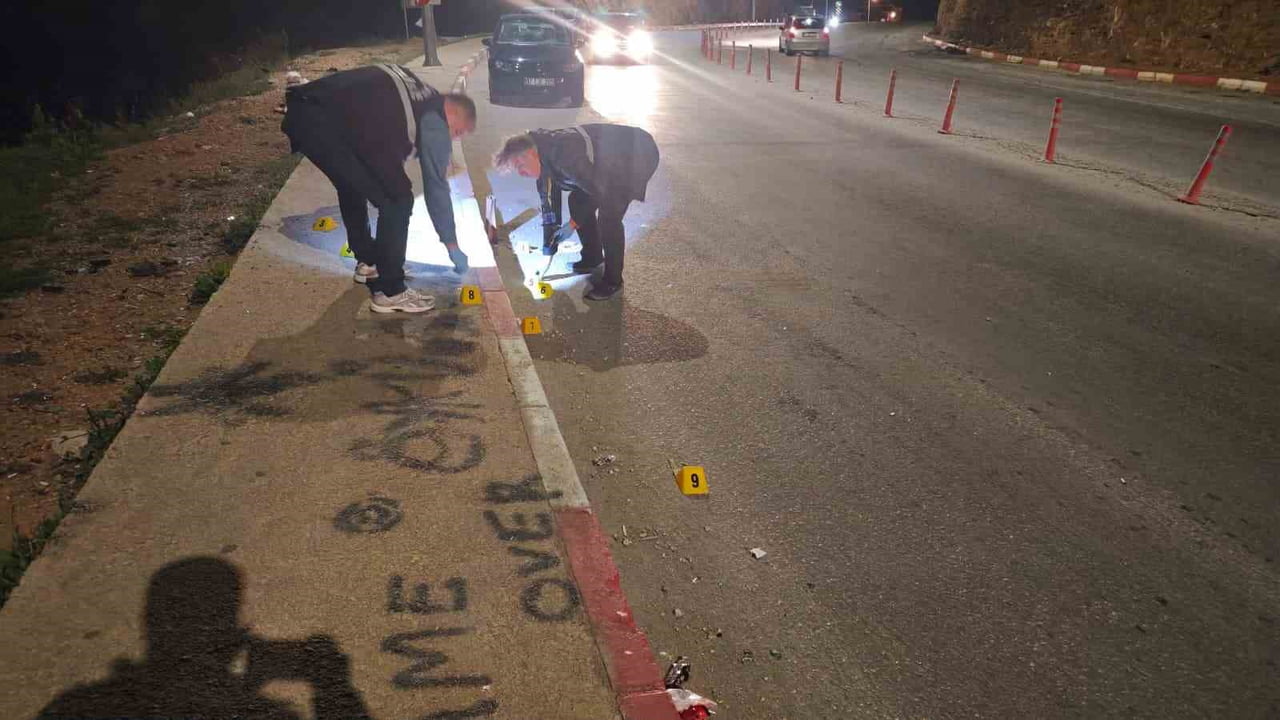 ANTALYA’NIN KEPEZ İLÇESİNDE BİR ŞAHSIN KURU SIKI TABANCAYLA HAVAYA ATEŞ AÇMASI PANİĞE NEDEN OLDU....