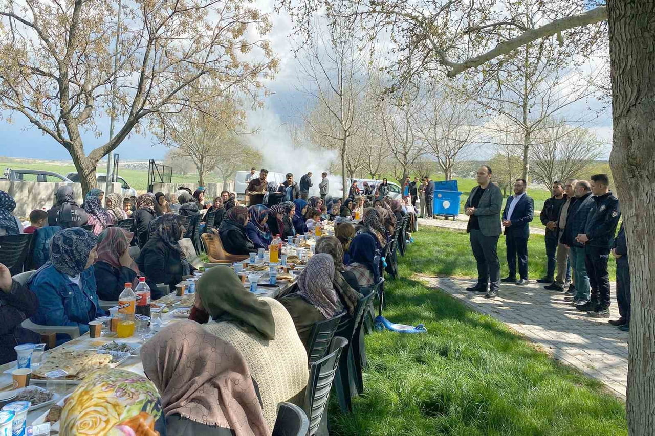 ARABAN’DA KUR’AN KURSU ÖĞRENCİLERİNE PİKNİK PROGRAMI DÜZENLENDİ