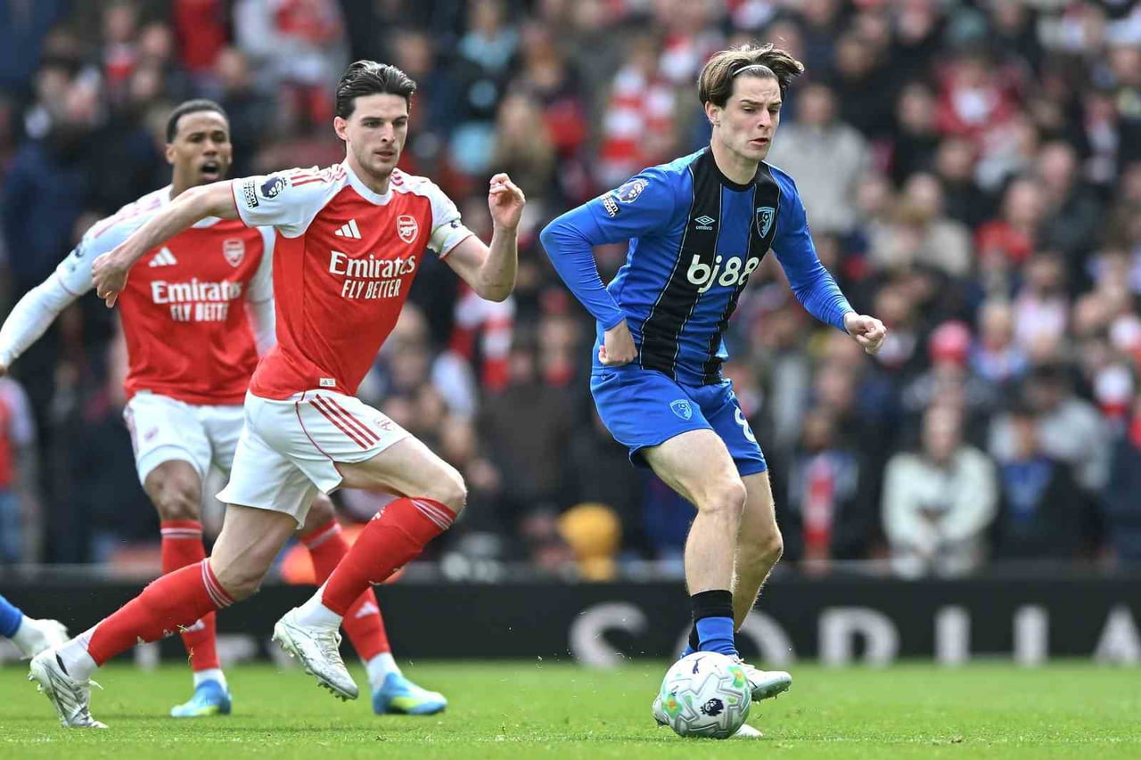 ARSENAL, PREMİER LİG'İN 32. HAFTASINDA ARSENAL KONUK ETTİĞİ BOURNEMOUTH'A 2-1 MAĞLUP OLDU.