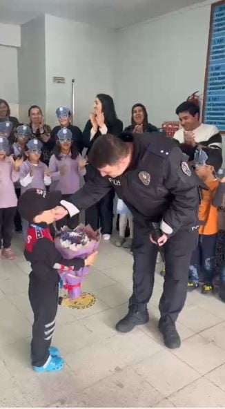 ARTVİN’İN ŞAVŞAT İLÇESİNDE, OKUL ÇEVRESİNDE ÖĞRENCİLERE RAHATSIZLIK VEREN ŞÜPHELİ ŞAHISLAR OLDUĞU...