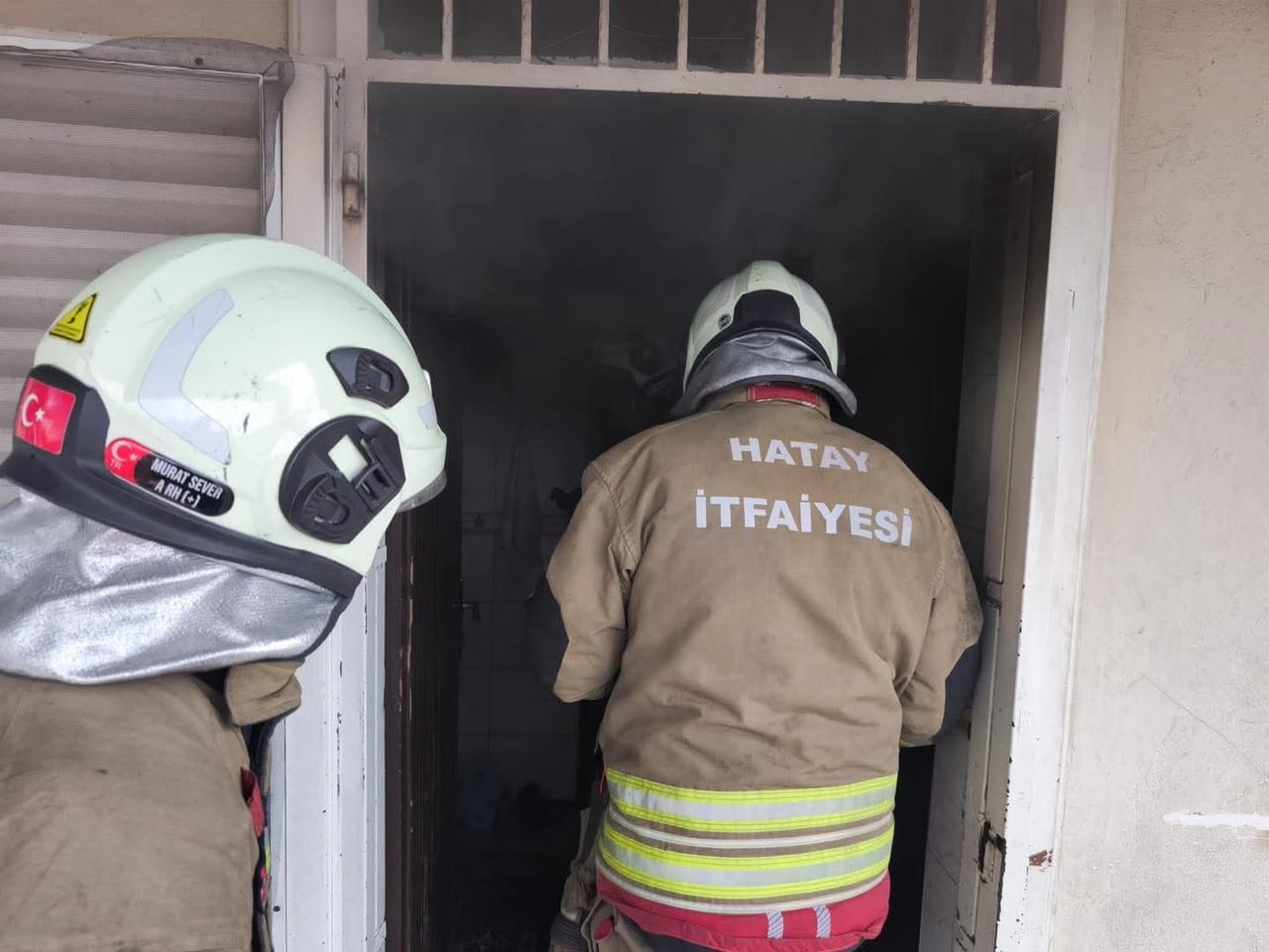 ASA İSKENDERUN'DA EV YANGINI (FOTOĞRAFLI) CEMAL KILINÇ HATAY (İHA) - HATAY’IN İSKENDERUN İLÇESİNDE...