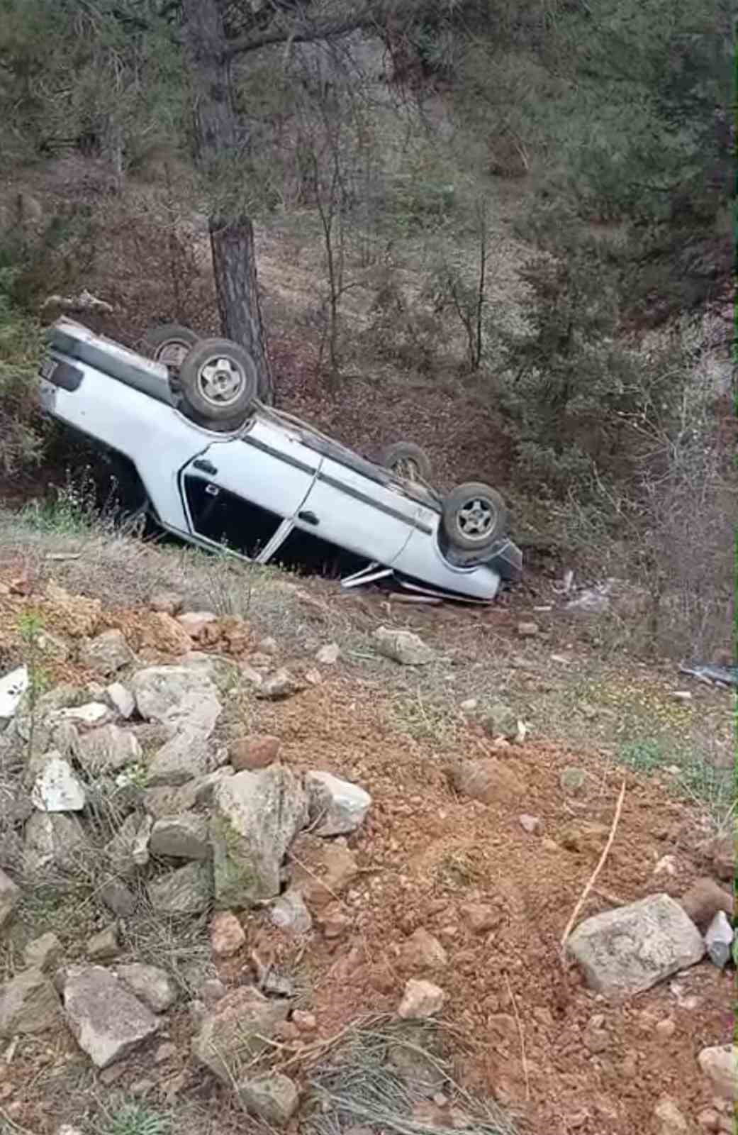 ASA KASTAMONU'DA OTOMOBİL TAKLA ATTI: 1 YARALI (FOTOĞRAFLI) AKİF DOĞAN KASTAMONU (İHA)-...