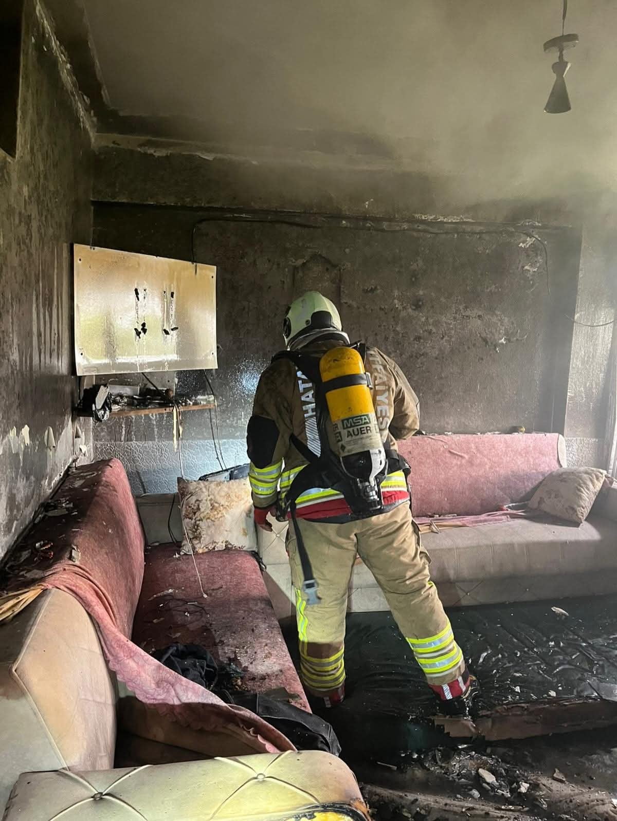 ASA SAMADAĞ'DA EV YANGINI (FOTOĞRAFLI) CEMAL KILINÇ HATAY (İHA) - HATAY’IN SAMANDAĞ İLÇESİNDE...