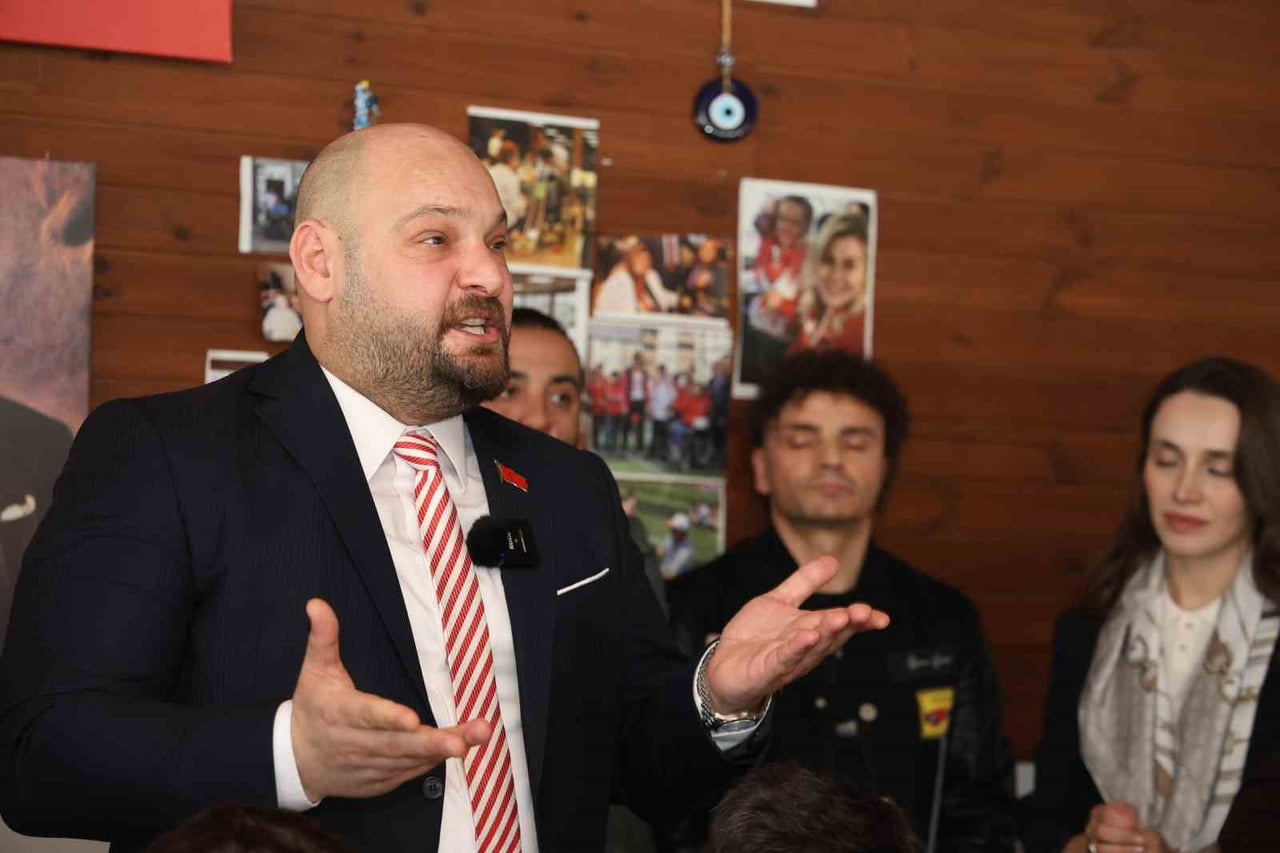 ATAKUM BELEDİYE BAŞKANI SERHAT TÜRKEL