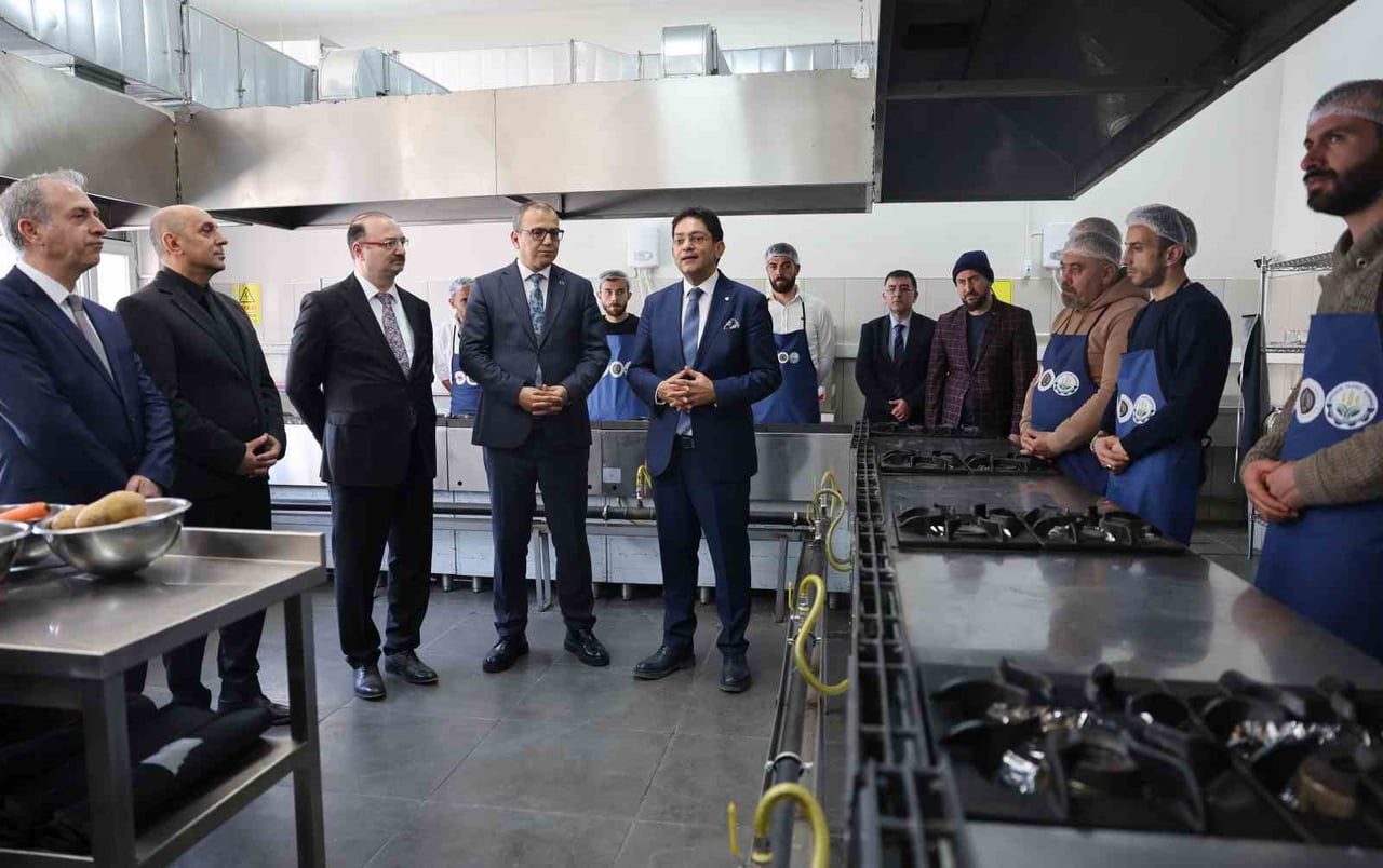 ATATÜRK ÜNİVERSİTESİ, TOPLUMSAL SORUMLULUK ANLAYIŞI DOĞRULTUSUNDA ÖNEMLİ BİR PROJEYE DAHA EV...