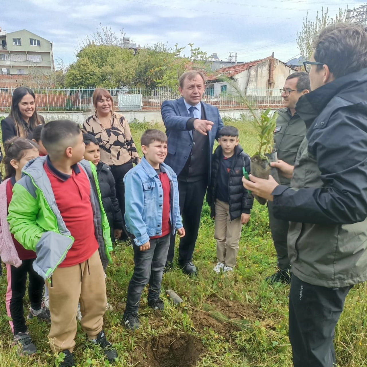 AYDIN'IN GERMENCİK İLÇESİNDE ORMAN HAFTASI KAPSAMINDA DÜZENLENEN ETKİNLİKTE, ÖZEL EĞİTİM...