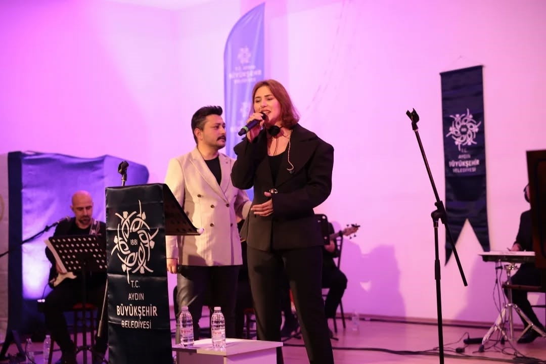 AYDIN'IN İNCİRLİOVA İLÇESİNDE, KÜLTÜR VE SANAT ŞENLİĞİ KAPSAMINDA DÜZENLENEN “ANADOLU’DAN...