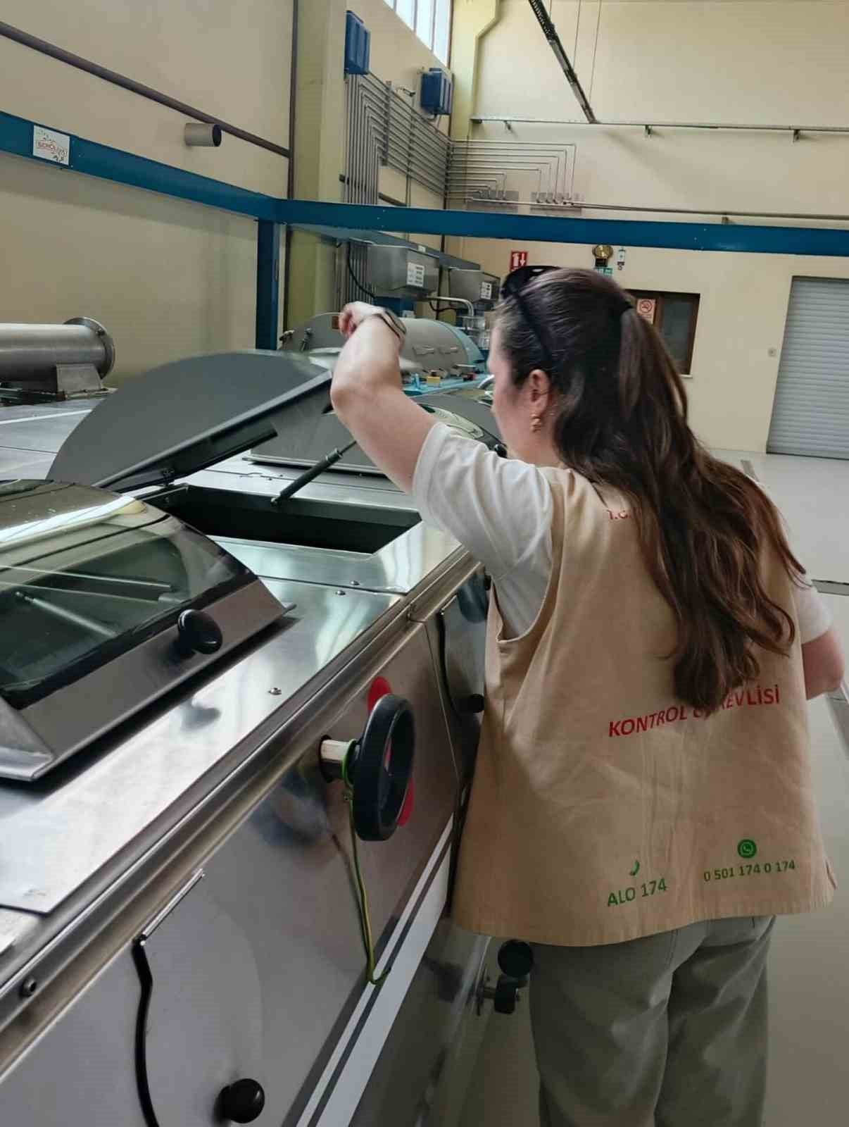 AYDIN'IN SÖKE İLÇESİNDE GÜVENİLİR GIDA ARZININ SAĞLANMASI AMACIYLA İŞLETMELERDE GIDA DENETİMLERİ...