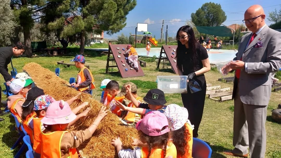 AYDIN'IN YENİPAZAR İLÇESİNDE BULUNAN ALİ KUŞÇU MATEMATİK EVİ VE KÖY YAŞAM MERKEZİ'NDE DÜZENLENEN...