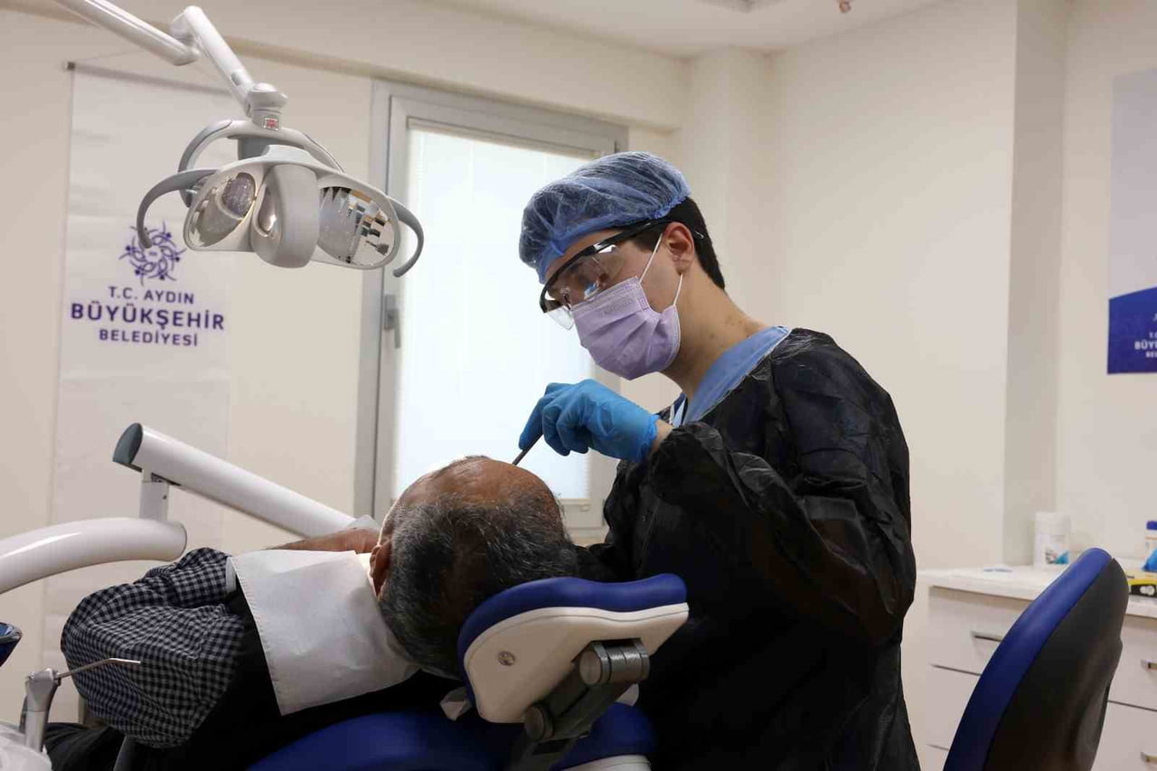 AYDIN BÜYÜKŞEHİR BELEDİYE BAŞKANI ÖZLEM ÇERÇİOĞLU TARAFINDAN KENTE KAZANDIRILAN AYDIN AĞIZ VE DİŞ...