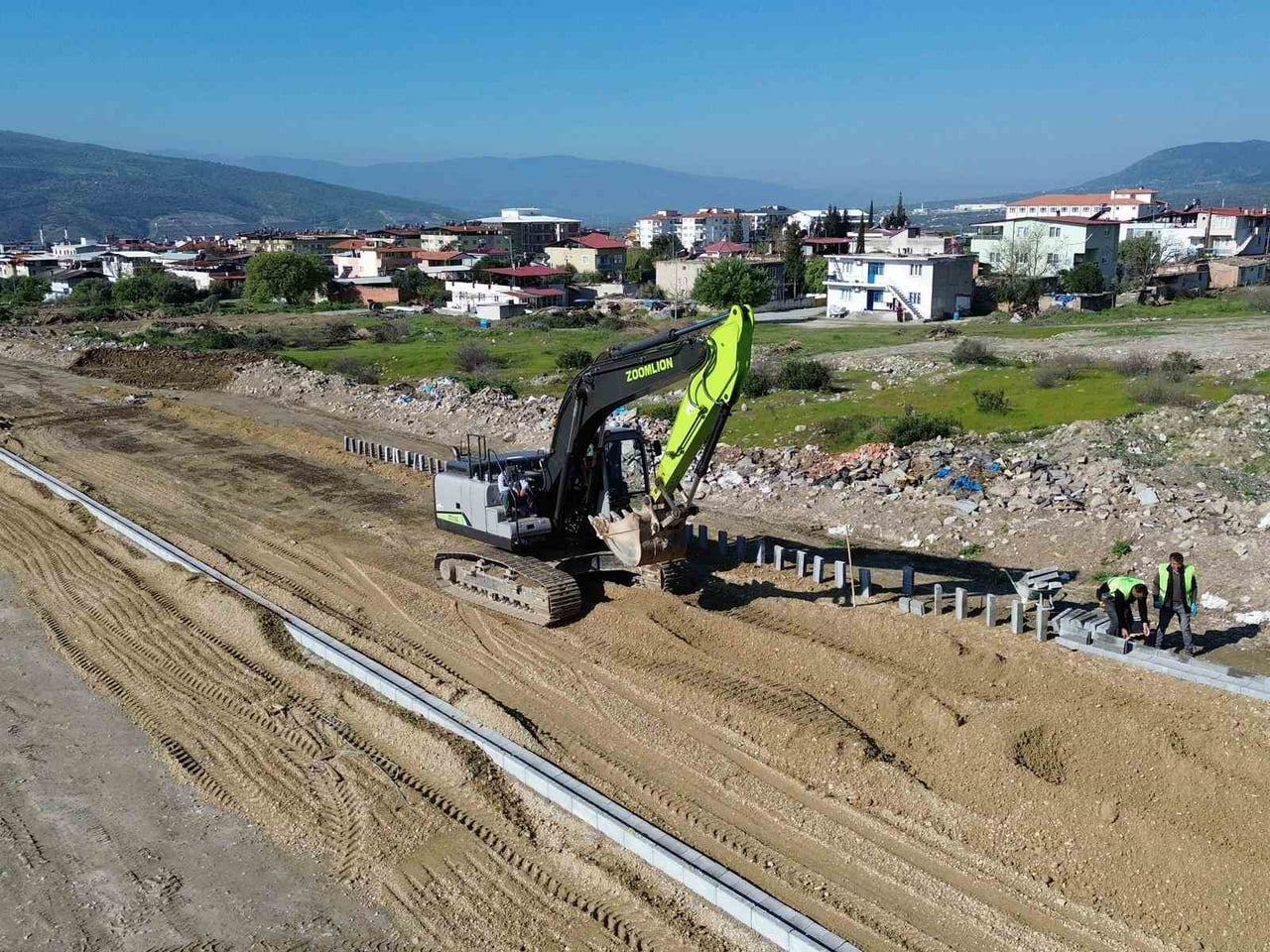 AYDIN BÜYÜKŞEHİR’DEN BUHARKENT’TE YOL YAPIM ÇALIŞMASI