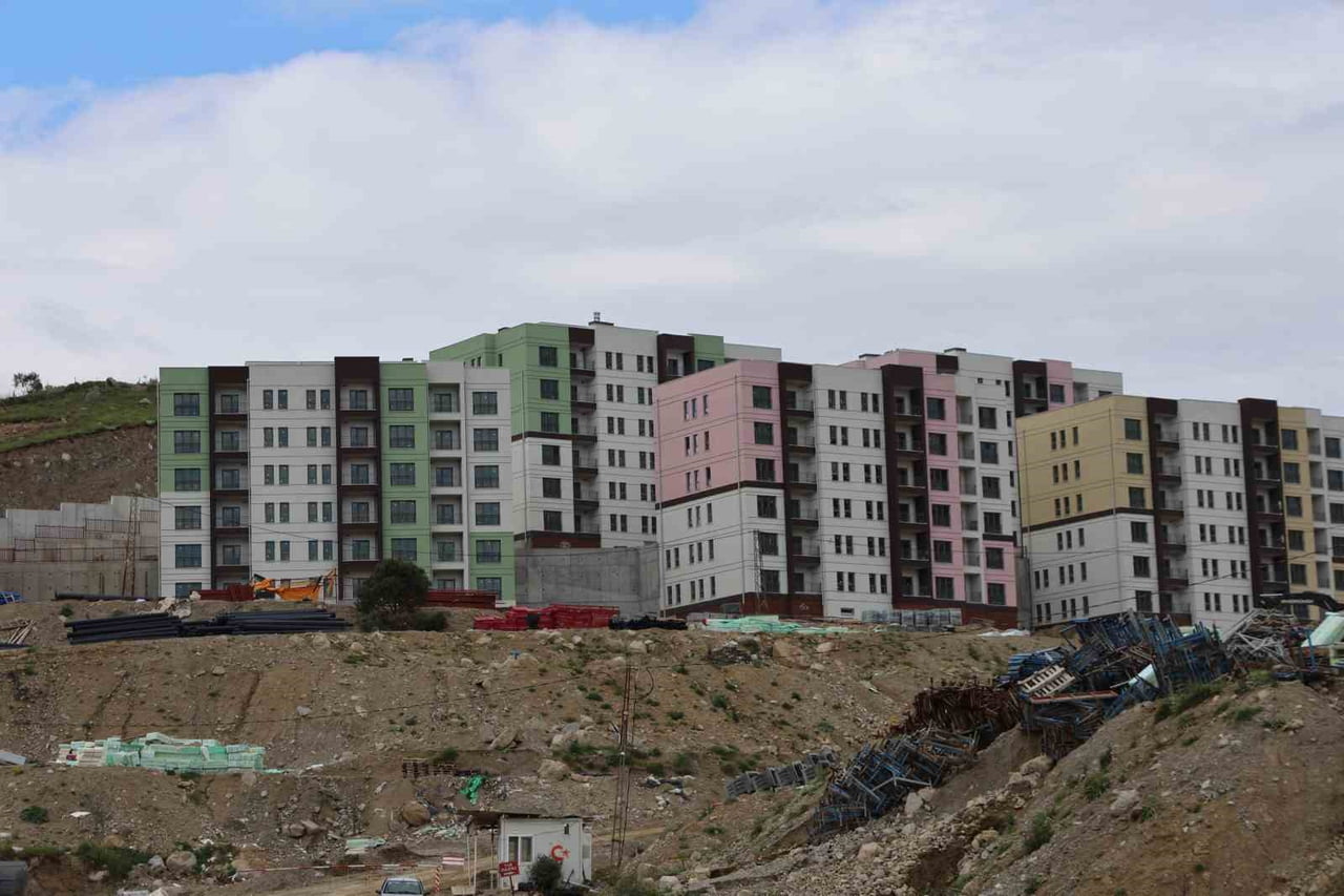 AYDIN’IN EFELER İLÇESİNDE TOPLU KONUT İDARESİ BAŞKANLIĞI (TOKİ) TARAFINDAN HAYATA GEÇİRİLEN SOSYAL...