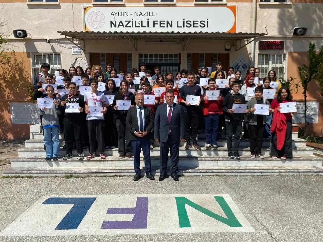 AYDIN’IN NAZİLLİ İLÇESİNDE DÜZENLENEN MATEMATİK OLİMPİYATI ORTAOKUL KATEGORİSİ İLÇE TÖRENİ, YOĞUN...