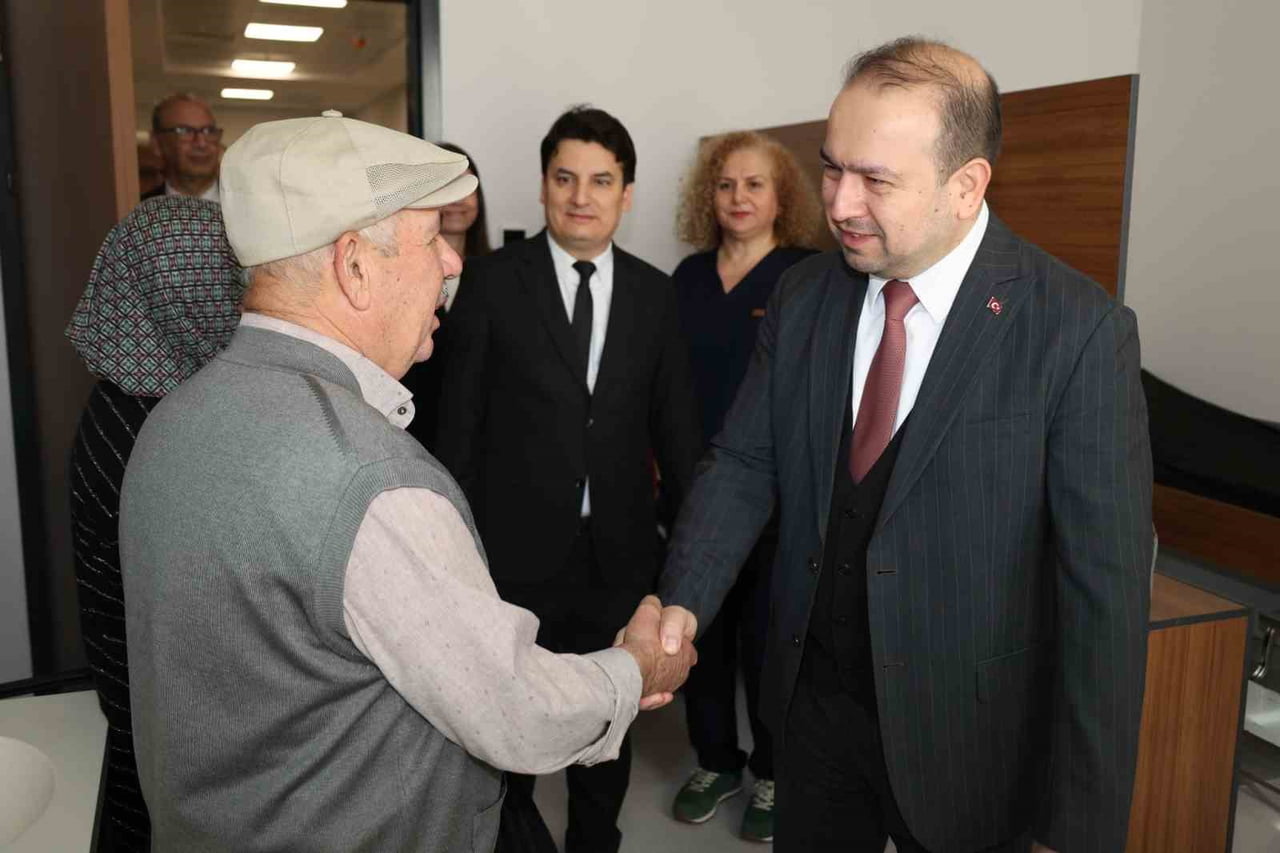 AYDIN ŞEHİR HASTANESİ’NDE YENİ AÇILAN POLİKLİNİKLER HİZMETE BAŞLADI