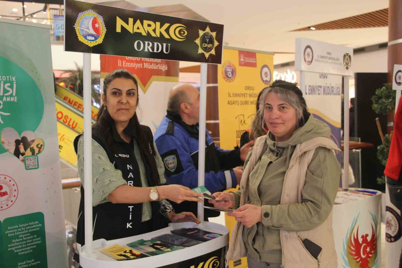 AYRICA DOLANDIRICILIK, HIRSIZLIK VE GÜVENLİ İNTERNET KULLANIMI KONULARINDA DA BİLGİLENDİRME...