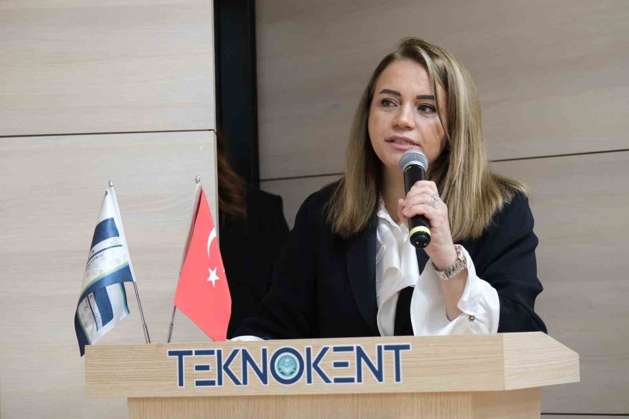 BALIKESİR'DE: "GİRİŞİMCİLER GLOBAL SAHNEYE HAZIRLANIYOR" BURCU AYDEMİR