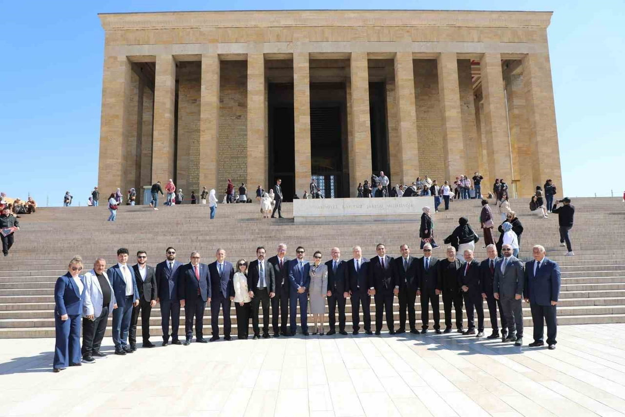 BALIKESİR'İN EDREMİT BELEDİYESİ, TARİHİNDE İLK KEZ BAŞKENT ANKARA’DA DÜZENLENEN RESMİ TÖRENLE...