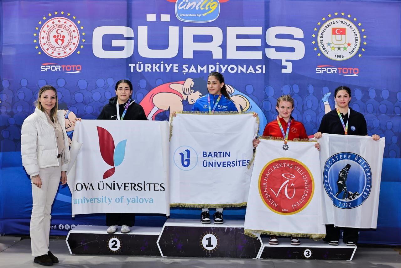 BARTIN ÜNİVERSİTESİ (BARÜ) SPOR BİLİMLERİ FAKÜLTESİ ÖĞRENCİLERİ ÜNİLİG YEŞİLAY TÜRKİYE GÜREŞ...