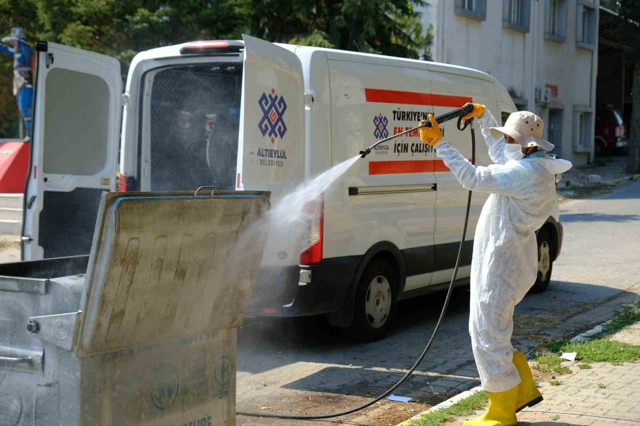 BAŞKAN HAKAN ŞEHİRLİ İKİ YILI DEĞERLENDİRDİ