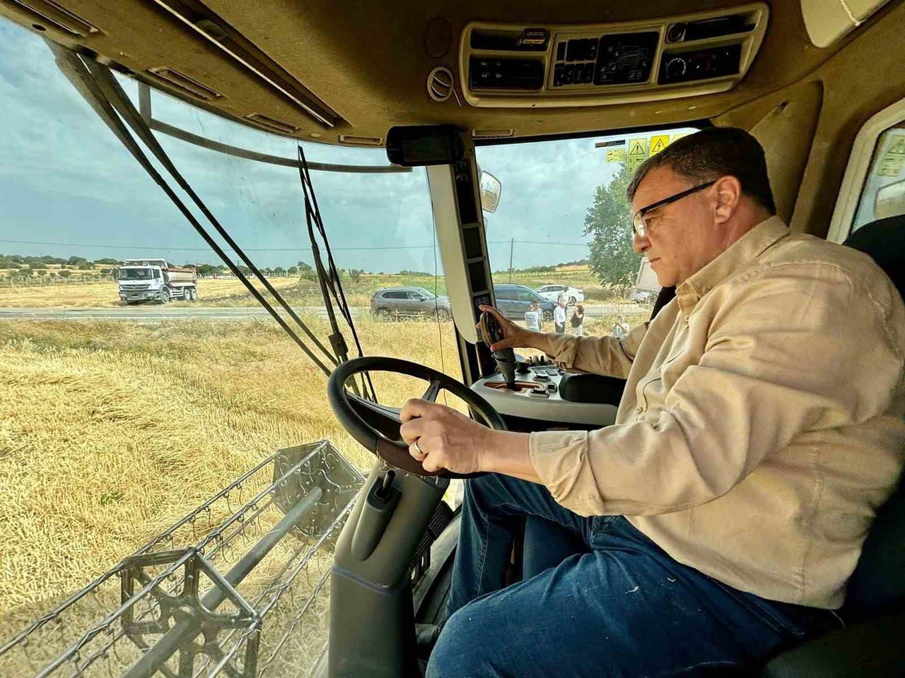 BAŞKAN HAKAN ŞEHİRLİ İKİ YILI DEĞERLENDİRDİ