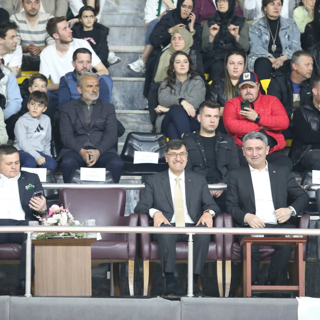 BAŞKAN KAHVECİ’DEN DEPLASMANDA KÜTAHYA BELEDİYESPOR’A DESTEK