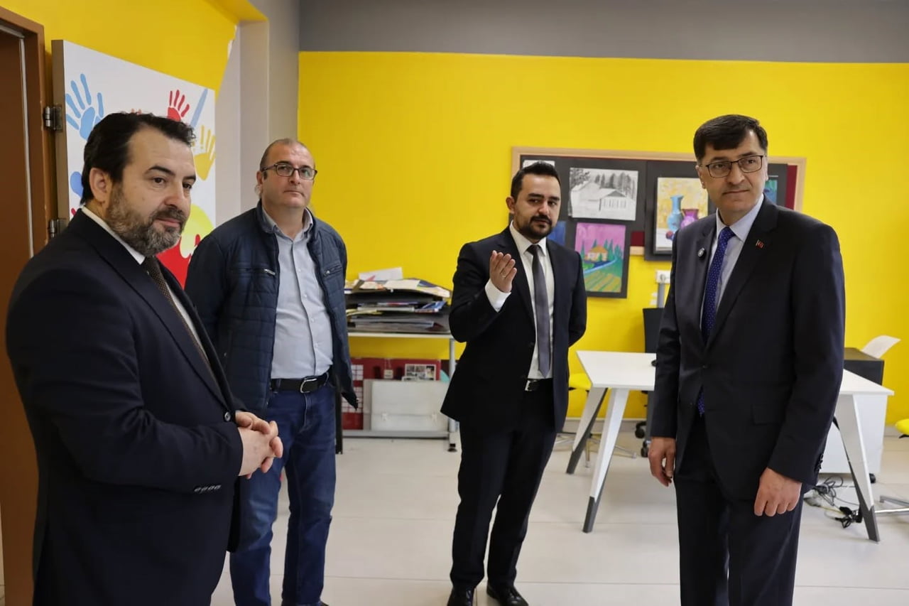 BAŞKAN KAHVECİ: "HER TÜRLÜ ENGELİ SEVGİ VE ANLAYIŞLA AŞACAĞIZ"