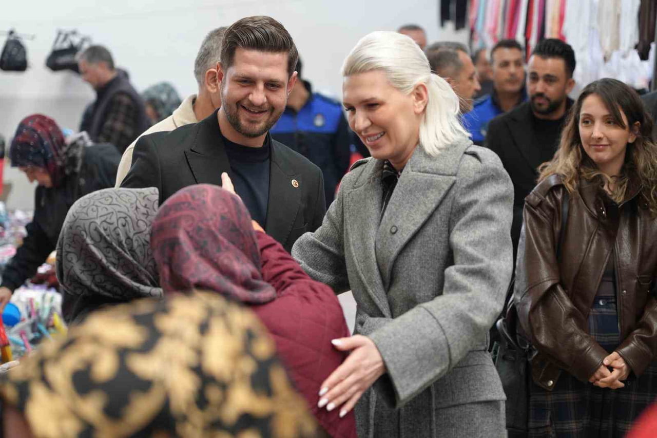 BAŞKAN SUBAŞI, KAPALI PAZAR ESNAFI VE VATANDAŞLARLA BULUŞTU