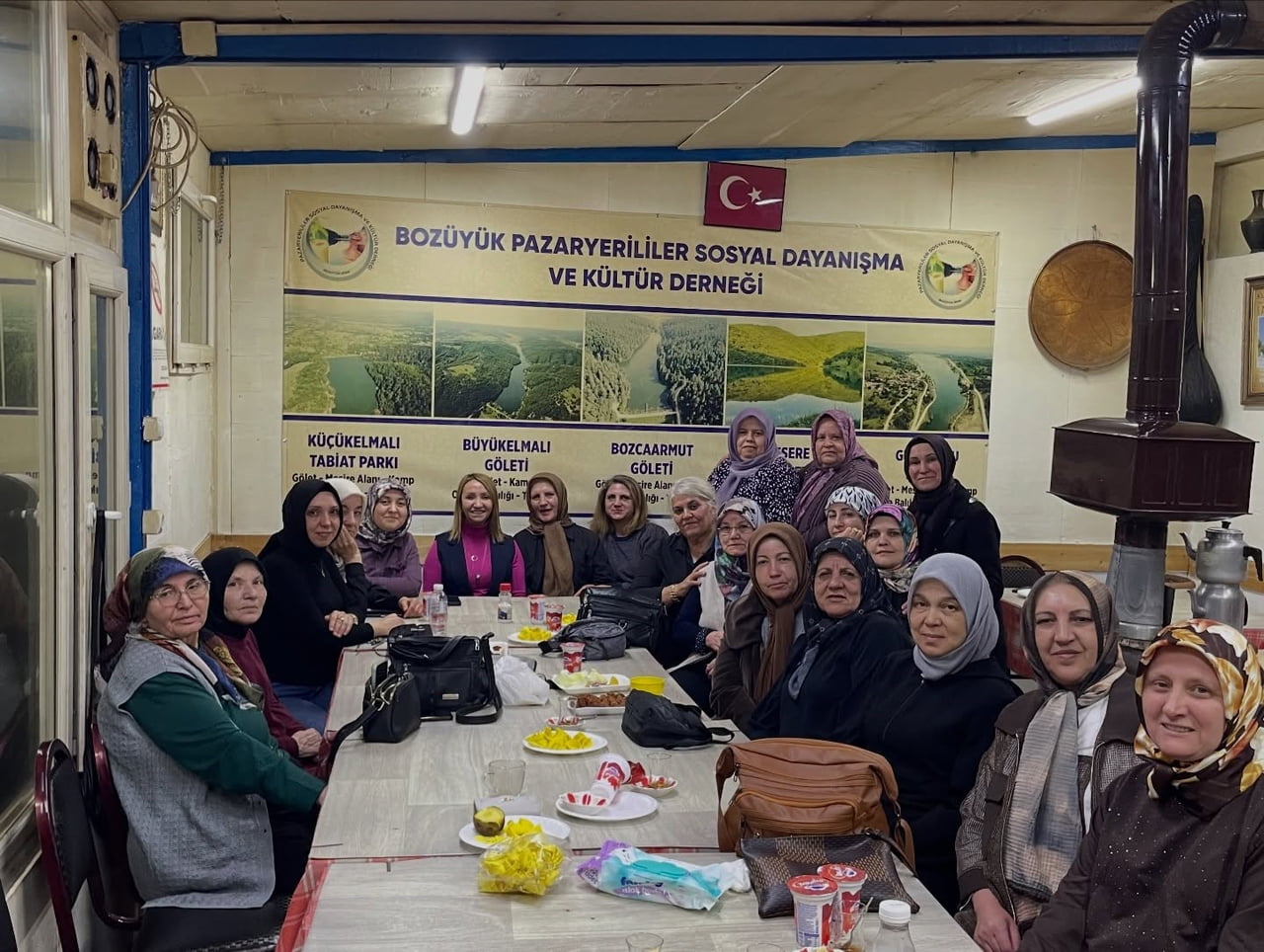 BAŞKAN TEKİN: "KADIN DAYANIŞMASIYLA PAZARYERİ DAHA GÜÇLÜ"