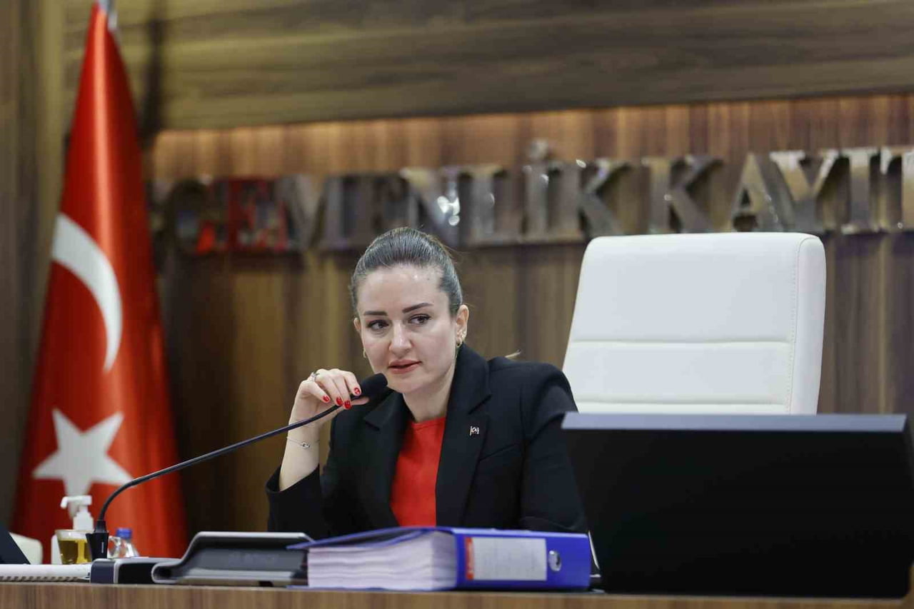 BAŞKAN VEKİLİ ÖZDEMİR, "4. ETAP RAYLI SİSTEM. KAMU YATIRIM PROGRAMINA DA ALINMASIYLA BİRLİKTE...